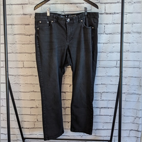 Love & Legend Denim - LOVE & LEGEND Premium Denim, Curvy Fit